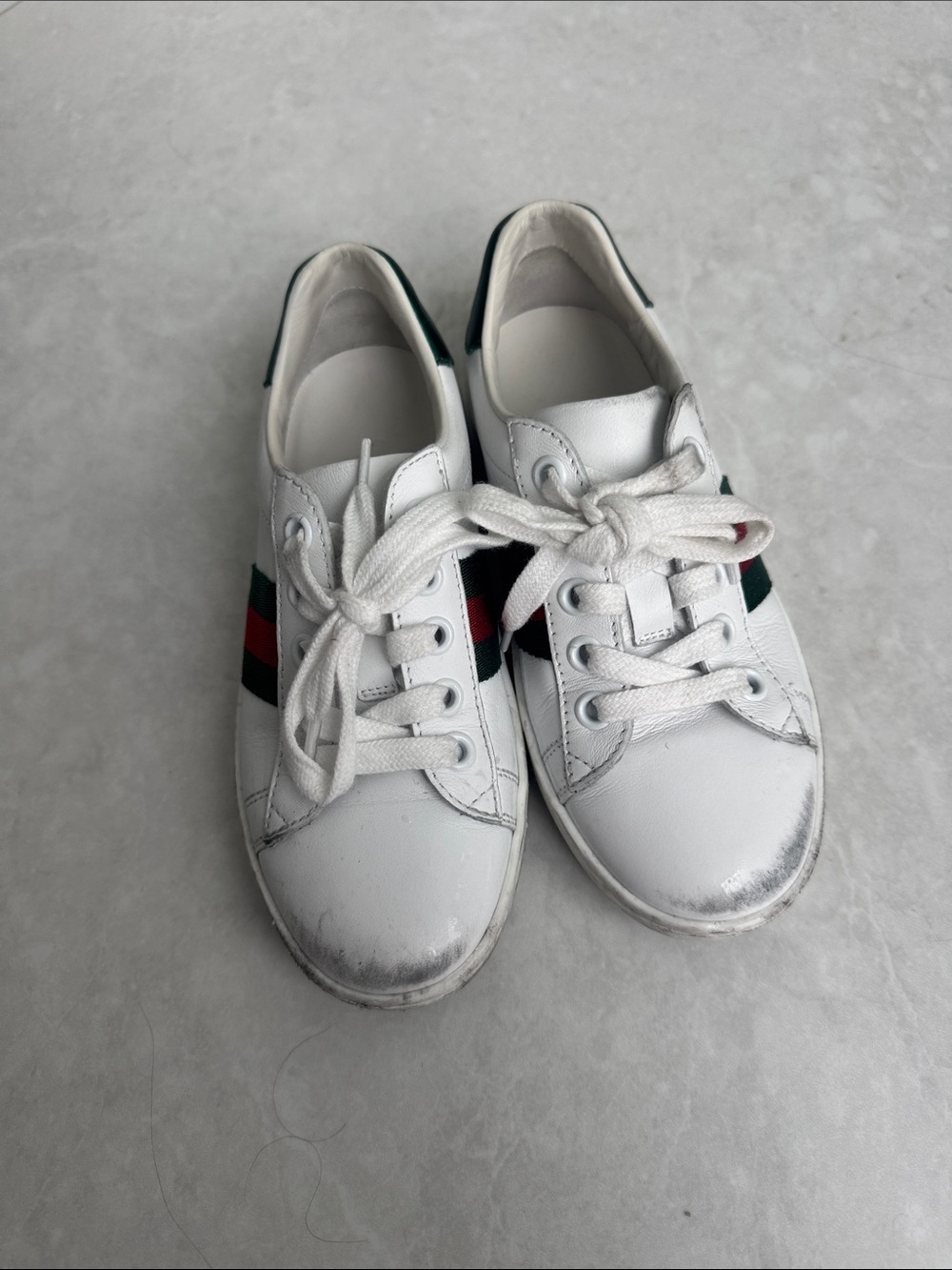 Gucci Kids White Leather Sneakers with Red & Green Web Stripe
